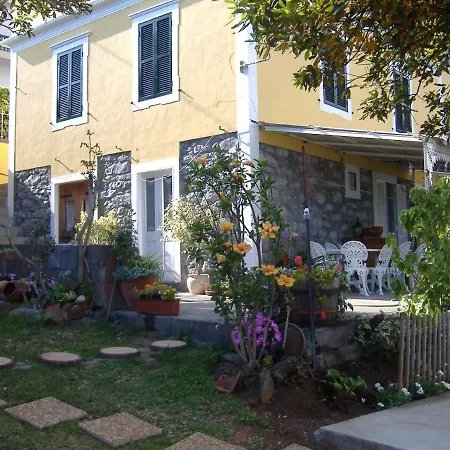 Cyane & Vigo's Cottage, Caminho Do Massapez, N.º40 Chalet Arco da Calheta (Madeira)