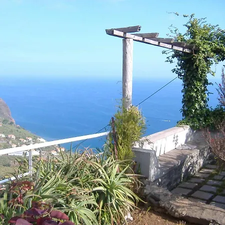 Chalet Cyane & Vigo's Cottage, Caminho Do Massapez, N.º40 Arco da Calheta (Madeira)