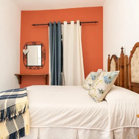 Chalet Cyane & Vigo's Cottage, Caminho Do Massapez, N.º40 Arco da Calheta (Madeira)