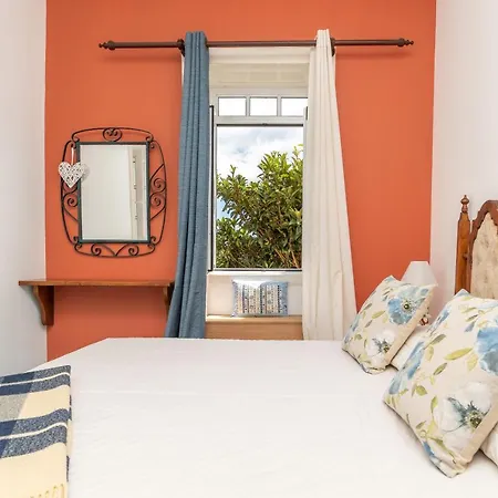 Cyane & Vigo's Cottage, Caminho Do Massapez, N.º40 Chalet