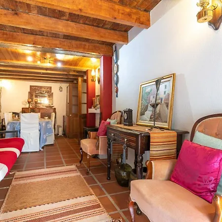 Cyane & Vigo's Cottage, Caminho Do Massapez, N.º40 Arco da Calheta (Madeira)