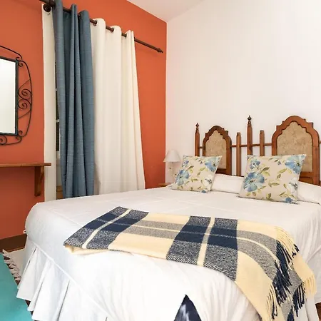 Cyane & Vigo's Cottage, Caminho Do Massapez, N.º40 Chalet