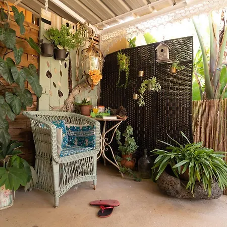 Chalet Cyane & Vigo's Cottage, Caminho Do Massapez, N.º40 *