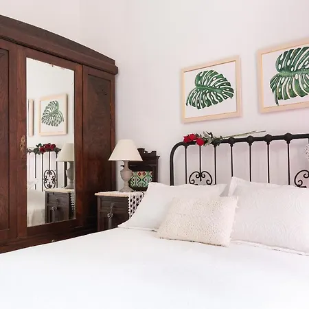 Cyane & Vigo's Cottage, Caminho Do Massapez, N.º40