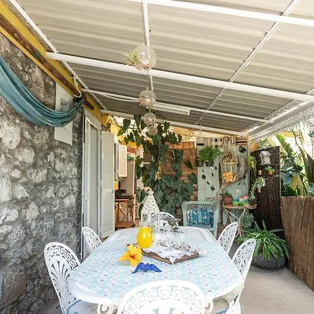 Chalet Cyane & Vigo's Cottage, Caminho Do Massapez, N.º40 Arco da Calheta (Madeira)